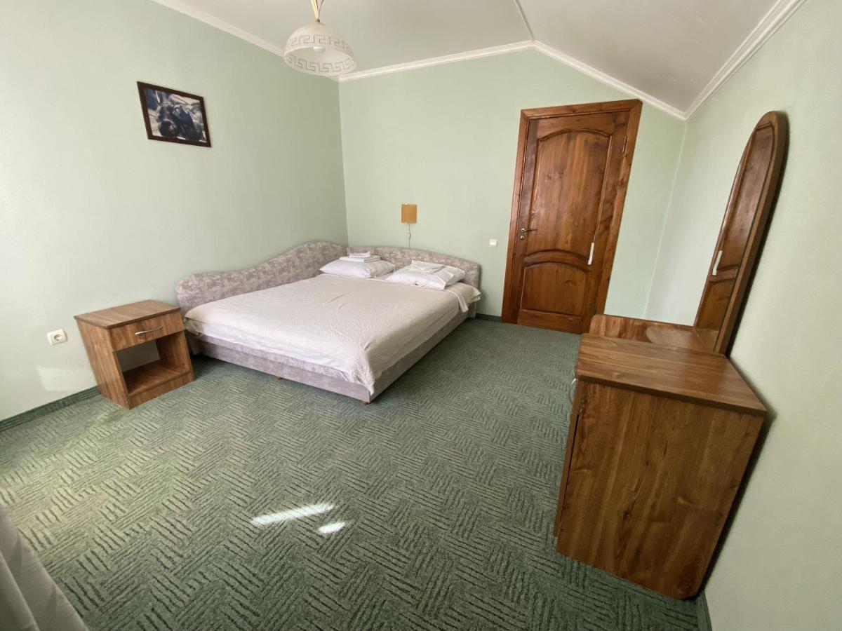 Hotel Edelweiss à Polyana  Extérieur photo